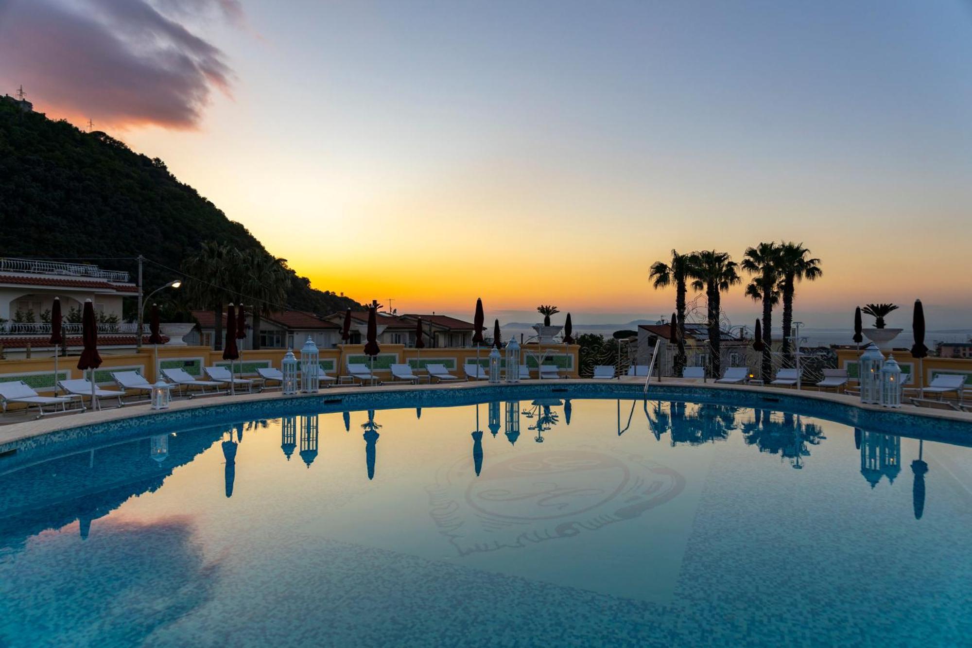 Grand Hotel La Pace (Adults Only) Sant'Agnello Εξωτερικό φωτογραφία